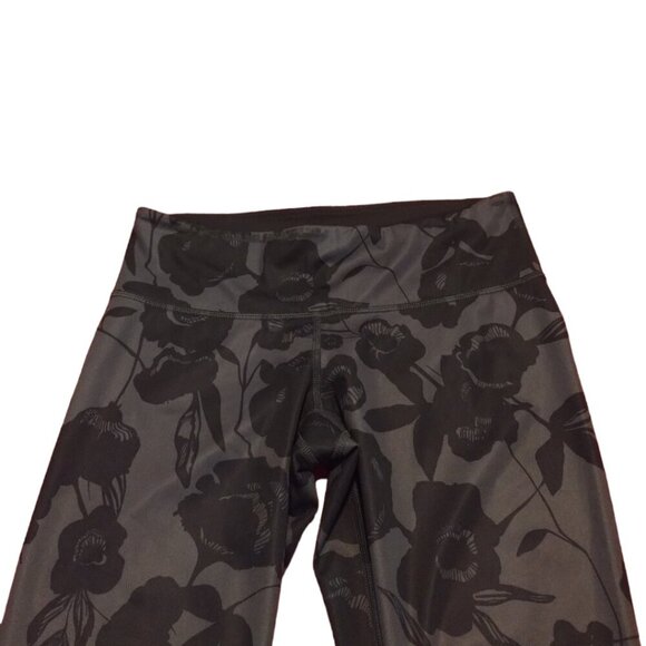 Lululemon Women's Brisk Bloom Wunder Under Capri Leggings Size 6 Yoga Gym 22" - Picture 4 of 6